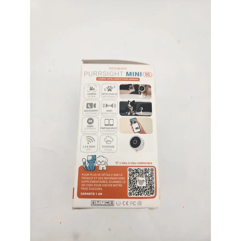 Instachew IC137W Indoor Security Camera for Cats and Dogs NIB